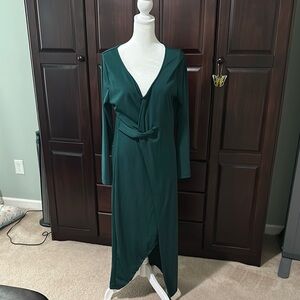 Source Unknown Green Wrap Long Sleeve Gown